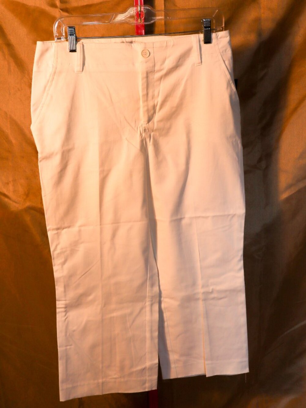 D.W. Sport White Capri Pants - NWTs, Size 10